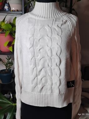 Calvin Klein Cream Cable-Knit Turtleneck Sweater